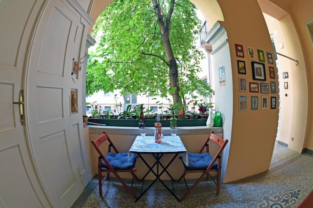 Peace Place Budapest Eksteriør billede